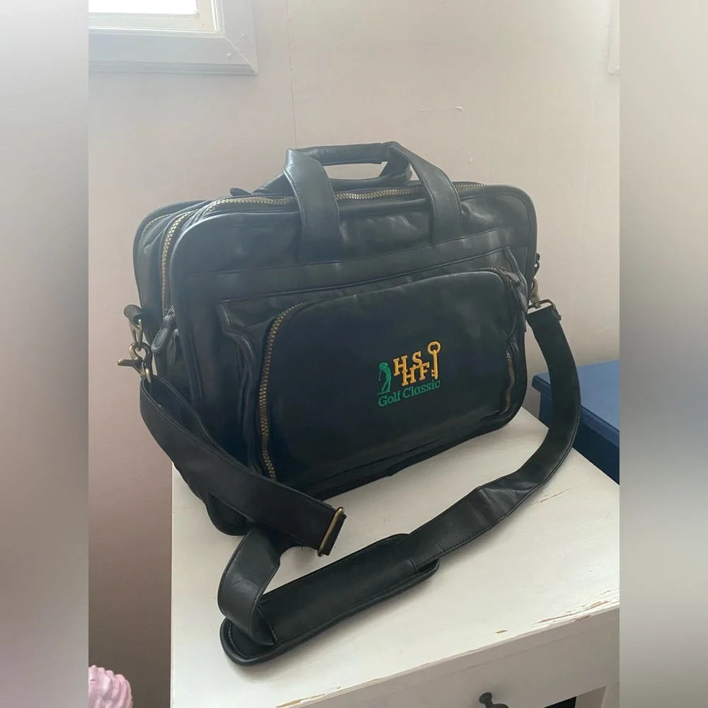 Men’s black leather business briefcase – perfect for office and travel
